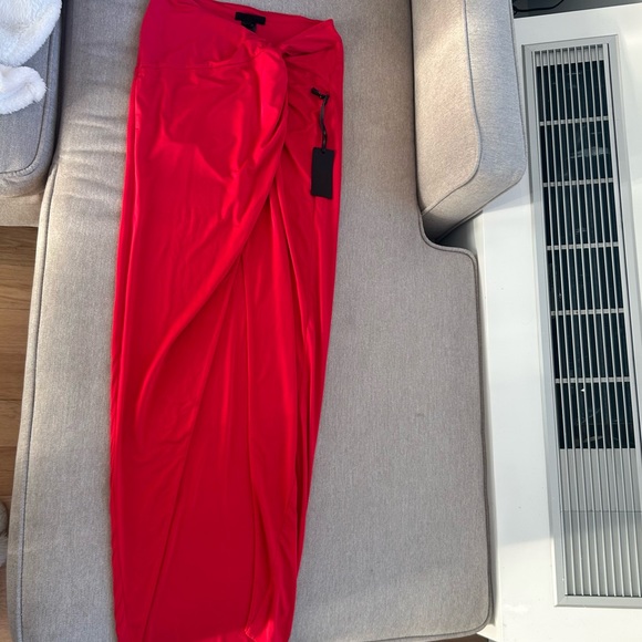 NEW WITH TAGS: Revolve h:ours Red Skirt and Top Matching Set (Size Small) - Picture 6 of 7